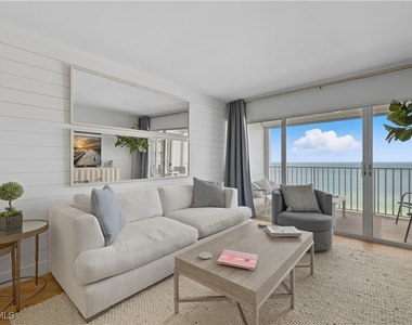 3443 Gulf Shore Boulevard N - Photo Thumbnail 2