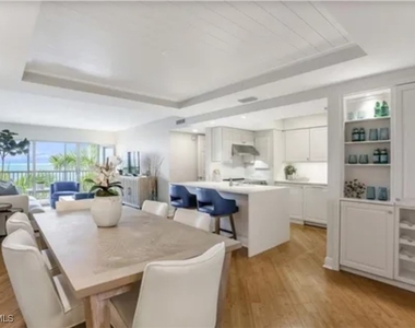 3443 Gulf Shore Boulevard N - Photo Thumbnail 25