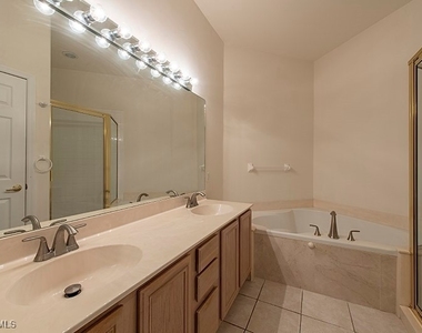 2110 Arielle Drive - Photo Thumbnail 9