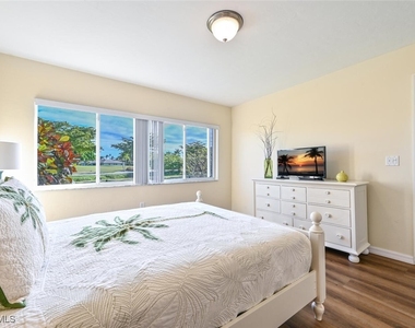 240 Pebble Beach Boulevard - Photo Thumbnail 11