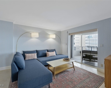 4451 Gulf Shore Boulevard N - Photo Thumbnail 31