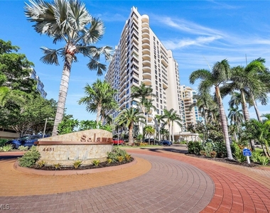 4451 Gulf Shore Boulevard N - Photo Thumbnail 15