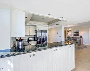 4451 Gulf Shore Boulevard N - Photo Thumbnail 4