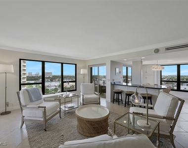 4451 Gulf Shore Boulevard N - Photo Thumbnail 19
