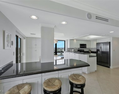 4451 Gulf Shore Boulevard N - Photo Thumbnail 25