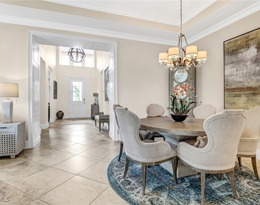 6487 Warwick Avenue - Photo Thumbnail 13