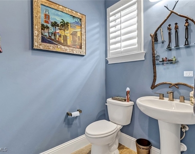 6487 Warwick Avenue - Photo Thumbnail 26