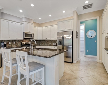 7194 Dominica Drive - Photo Thumbnail 6