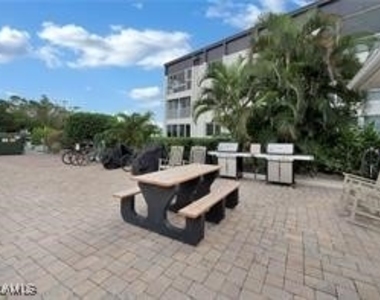 1950 Gulf Shore Boulevard N - Photo Thumbnail 15