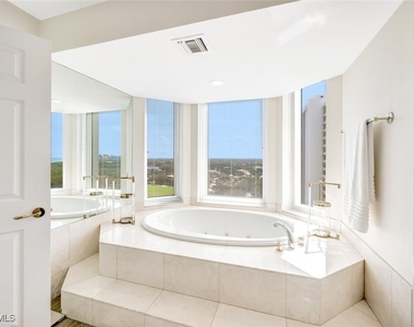 6849 Grenadier Boulevard - Photo Thumbnail 14
