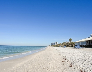6849 Grenadier Boulevard - Photo Thumbnail 44