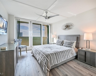 4001 Gulf Shore Boulevard N - Photo Thumbnail 17