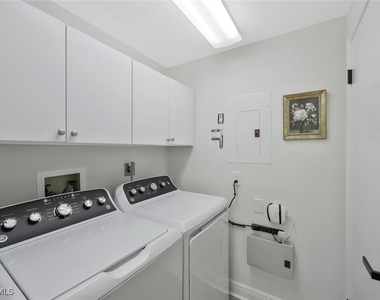 780 Willowbrook Drive - Photo Thumbnail 15