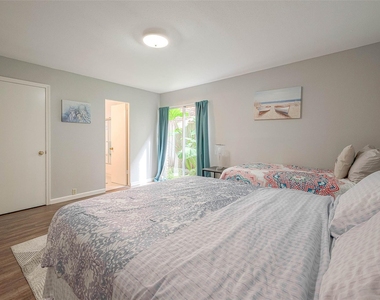 2121 Fountain View Drive - Photo Thumbnail 18