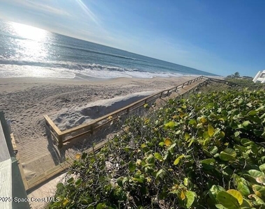 7647 Kiawah Way - Photo Thumbnail 41