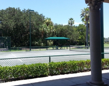 7647 Kiawah Way - Photo Thumbnail 19