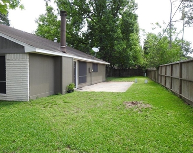 19902 Bishops Gate Lane - Photo Thumbnail 13