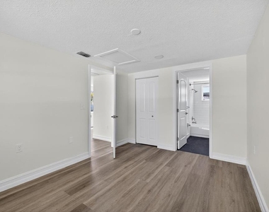 5409 Oceanic Road - Photo Thumbnail 26