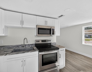 5409 Oceanic Road - Photo Thumbnail 23