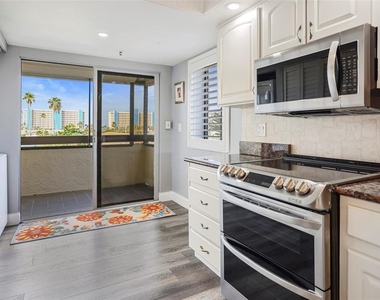 401 150th Avenue - Photo Thumbnail 12