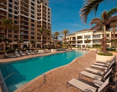11 Baymont Street - Photo Thumbnail 1