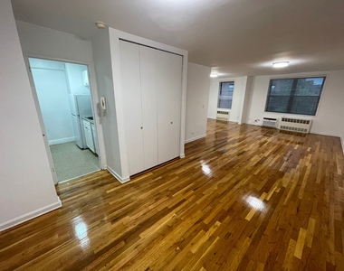 67-15 102nd Street - Photo Thumbnail 5