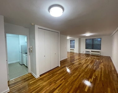 67-15 102nd Street - Photo Thumbnail 6