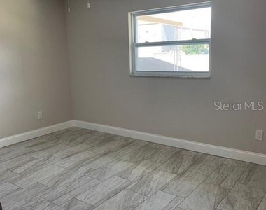 21 W Grant Street - Photo Thumbnail 3