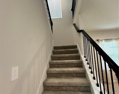 3941 Cuyahoga Valley Court - Photo Thumbnail 19
