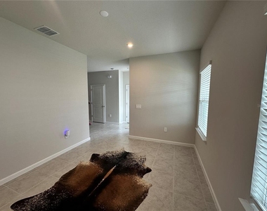 3941 Cuyahoga Valley Court - Photo Thumbnail 8