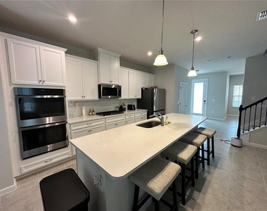3941 Cuyahoga Valley Court - Photo Thumbnail 5