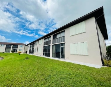 25100 Sandhill Boulevard - Photo Thumbnail 16