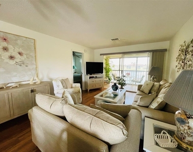 25100 Sandhill Boulevard - Photo Thumbnail 5