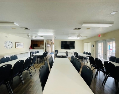 25100 Sandhill Boulevard - Photo Thumbnail 19
