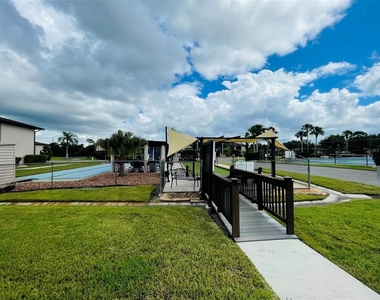 25100 Sandhill Boulevard - Photo Thumbnail 21