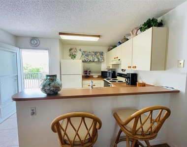 25100 Sandhill Boulevard - Photo Thumbnail 7