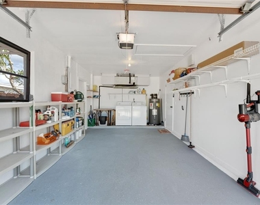7234 Maguire Lane - Photo Thumbnail 14