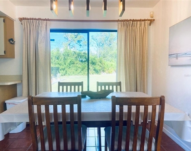 7234 Maguire Lane - Photo Thumbnail 6