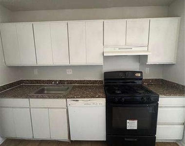 3288 Covington Drive - Photo Thumbnail 5