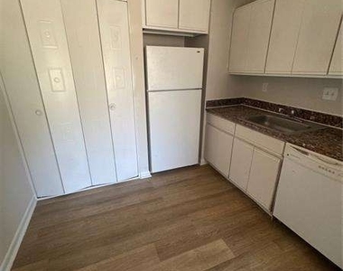 3288 Covington Drive - Photo Thumbnail 6