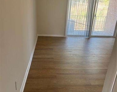 3288 Covington Drive - Photo Thumbnail 1