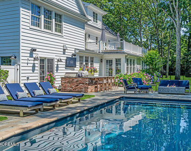 12 Red Oak Drive - Photo Thumbnail 18
