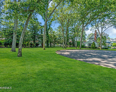 12 Red Oak Drive - Photo Thumbnail 20