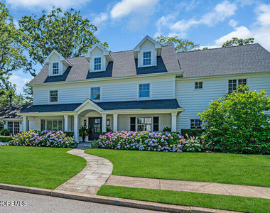 12 Red Oak Drive - Photo Thumbnail 2