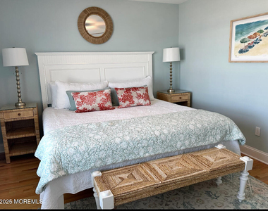 2105 Grand Central Avenue - Photo Thumbnail 16
