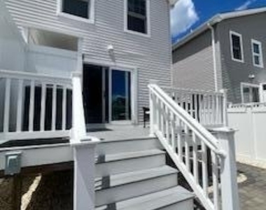2105 Grand Central Avenue - Photo Thumbnail 27