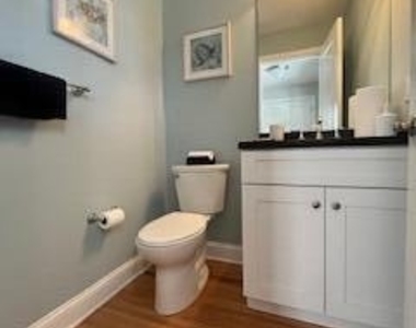2105 Grand Central Avenue - Photo Thumbnail 15