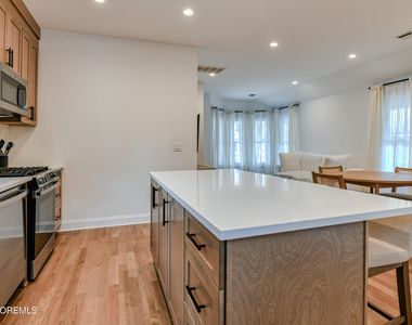 22 Atlantic Avenue - Photo Thumbnail 8