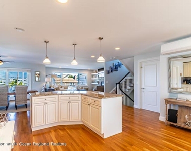 233 12th Avenue - Photo Thumbnail 20