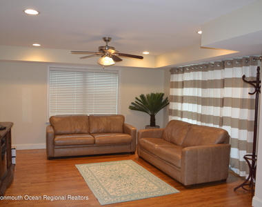 233 12th Avenue - Photo Thumbnail 4
